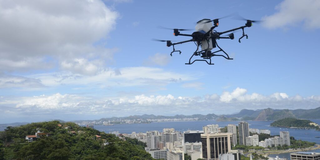 Anatel apreende drones irregulares em operação de combate à pirataria