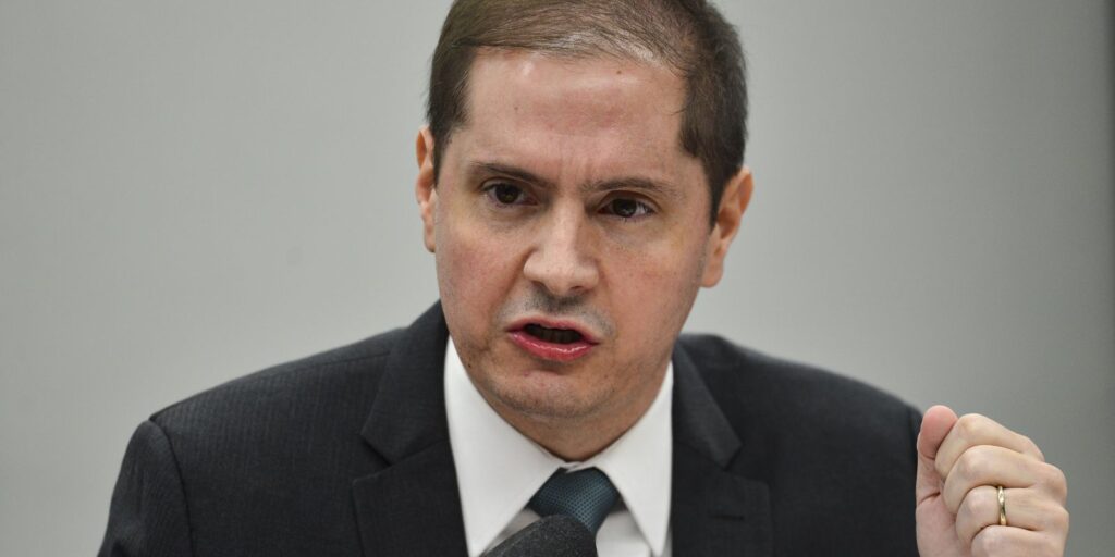 Bolsonaro indagou sobre possibilidade de reverter eleição, diz ex-AGU