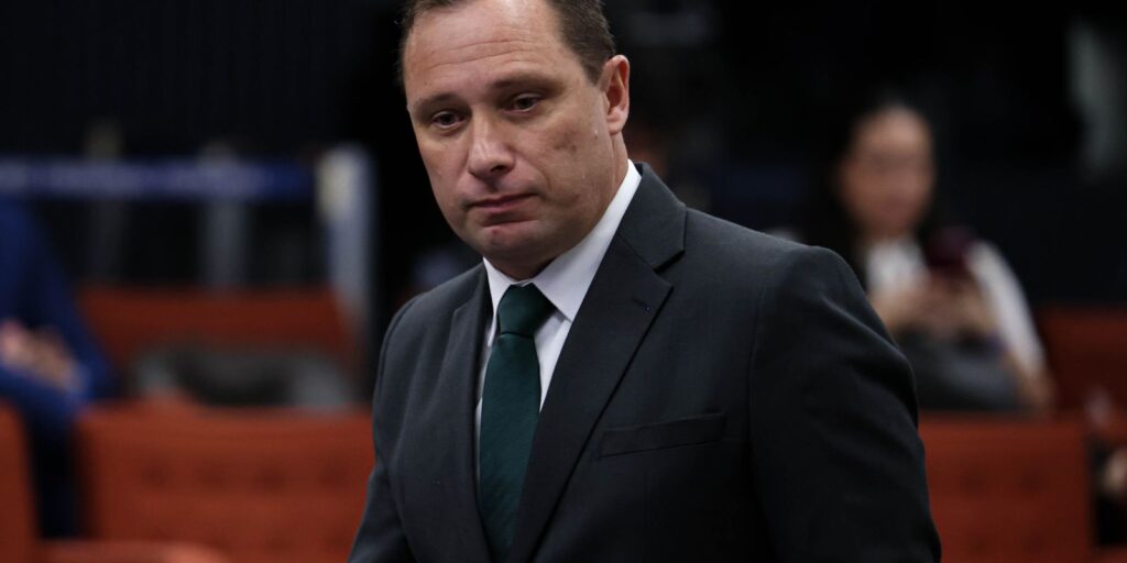 Bolsonaro participou da edição do decreto golpista, confirma Mauro Cid