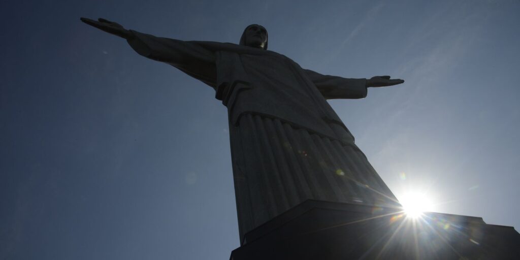Escada rolante do Cristo Redentor vai receber obras de acessibilidade