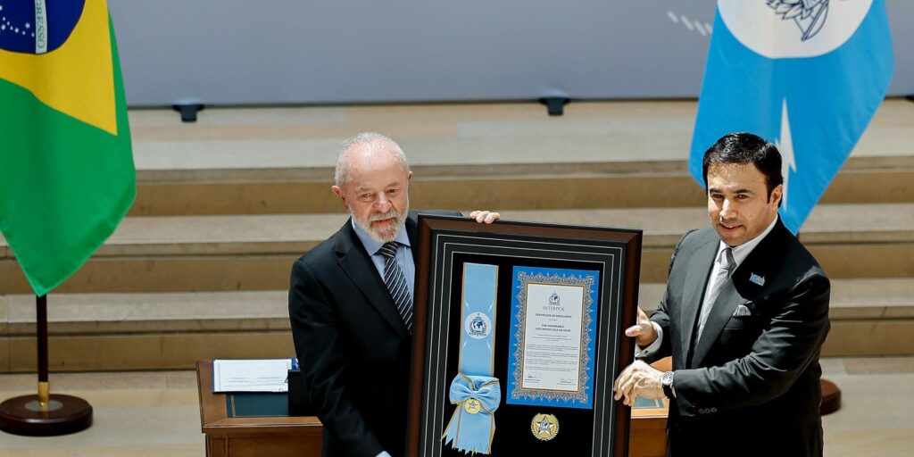 Lula assina declaração de intenções entre Brasil e Interpol