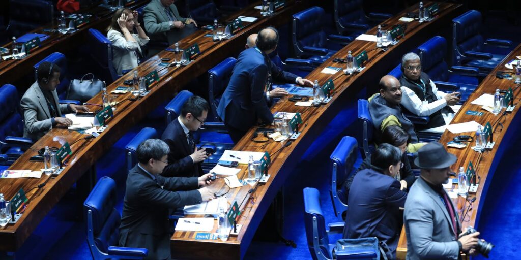 Tarifaço de Trump foi tema entre parlamentares no Fórum do Brics