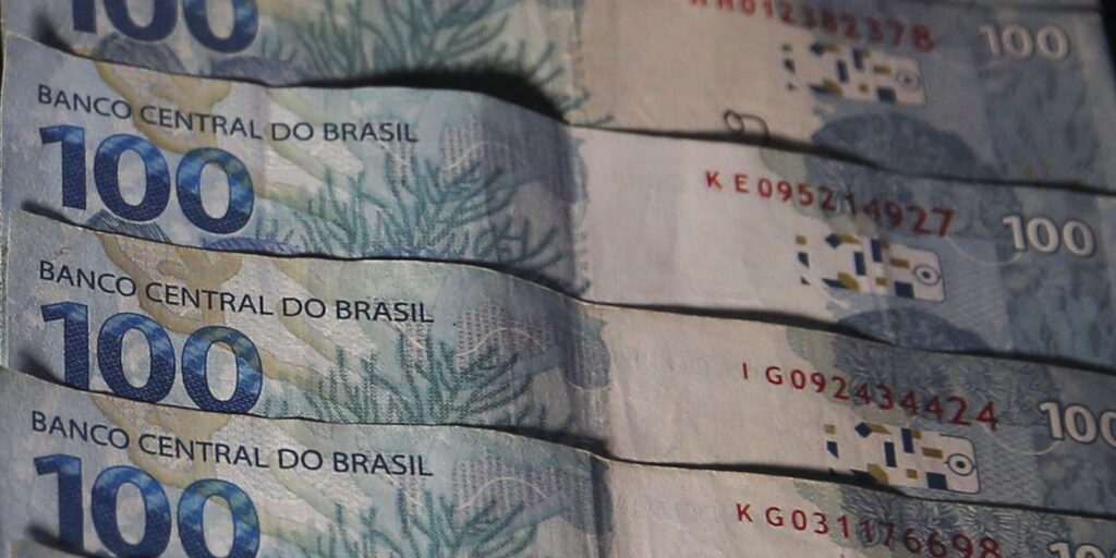 Senado aprova consignado para trabalhadores com carteira assinada