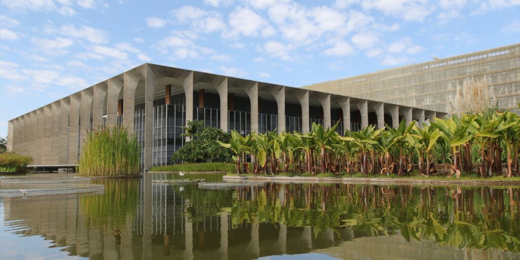 Itamaraty divulga nota condenando ameaça dos EUA